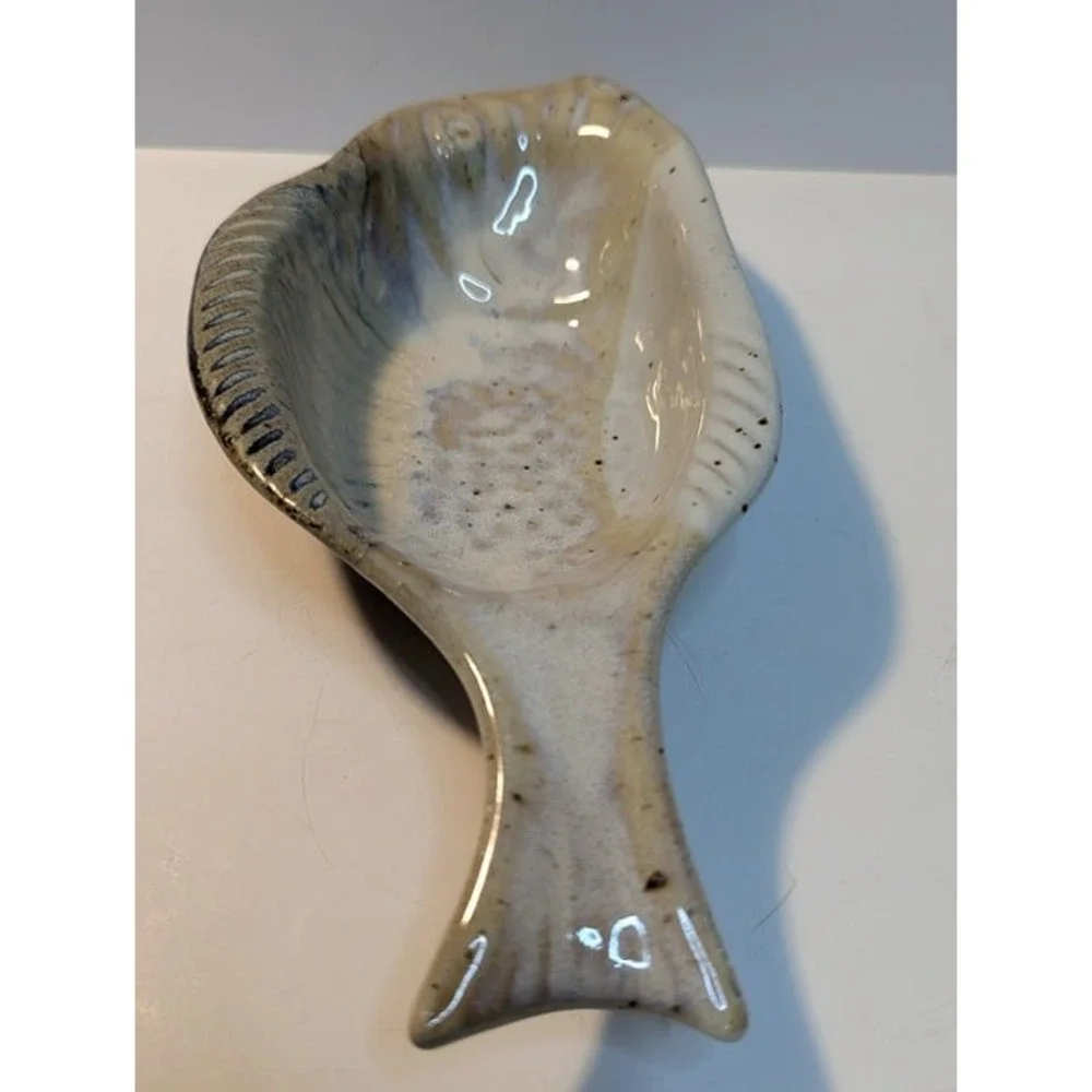 Nedza Signed Fish‎ Pottery